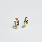 カドー24年クリスマスのおすすめジュエリー、虹色ピアスや“オバケ”モチーフのパールジュエリー｜写真8