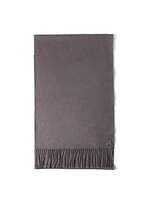 プラダのメンズバッグや“ロボット型”チャームなど新宿に集結、カシミヤ×シルクのマフラーも｜写真15