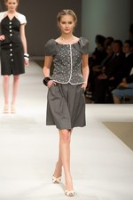 ジュンアシダ(jun ashida)、2011年春夏コレクションを発表｜写真3