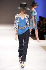 ジュンアシダ(jun ashida)、2011年春夏コレクションを発表｜写真23