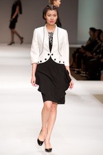 ジュンアシダ(jun ashida)、2011年春夏コレクションを発表｜写真40