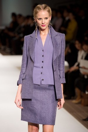 ジュンアシダ(jun ashida)、2011年春夏コレクションを発表｜写真24