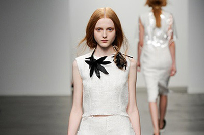 オスクレン 2015年春夏 ウィメンズ コレクション