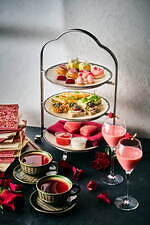 アンダーズ 東京“濃厚チョコづくし”バレンタインアフタヌーンティー、ハートのショコラやプチシュー｜写真2