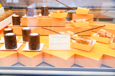 ロブスターロール｜ 「ドミニクアンセルベーカリー」NYの人気店が日本上陸 - 東京・神宮前に1号店オープン