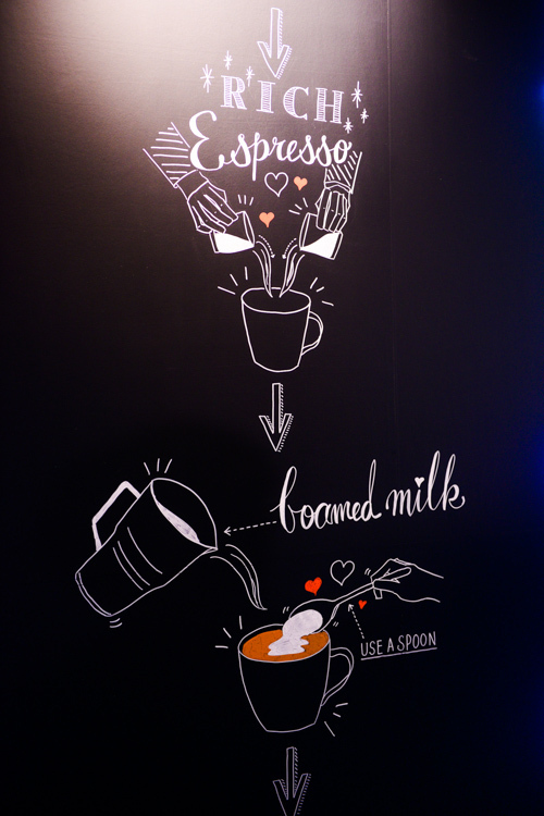 スターバックス(Starbucks Coffee) ラテ｜写真3