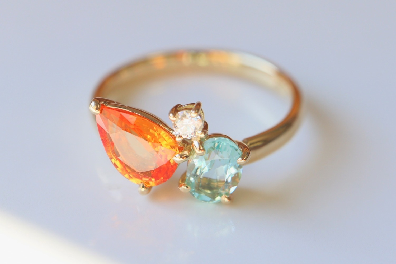 ブレスレット｜トモコ フルサワ ジュエリー25年春“カラフル天然石”輝くチョーカー＆1点ものリング