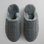 Kithクリスマスのルームウェア、テディべア刺繍のスウェットやモノグラム柄シアリングスリッパ｜写真6