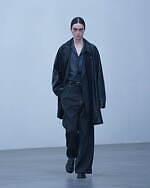 ヨーク 2025年春夏コレクション - 大胆な色の重なり、静謐な風景｜写真12