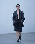 ヨーク 2025年春夏コレクション - 大胆な色の重なり、静謐な風景｜写真28