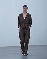 ヨーク 2025年春夏コレクション - 大胆な色の重なり、静謐な風景｜写真34