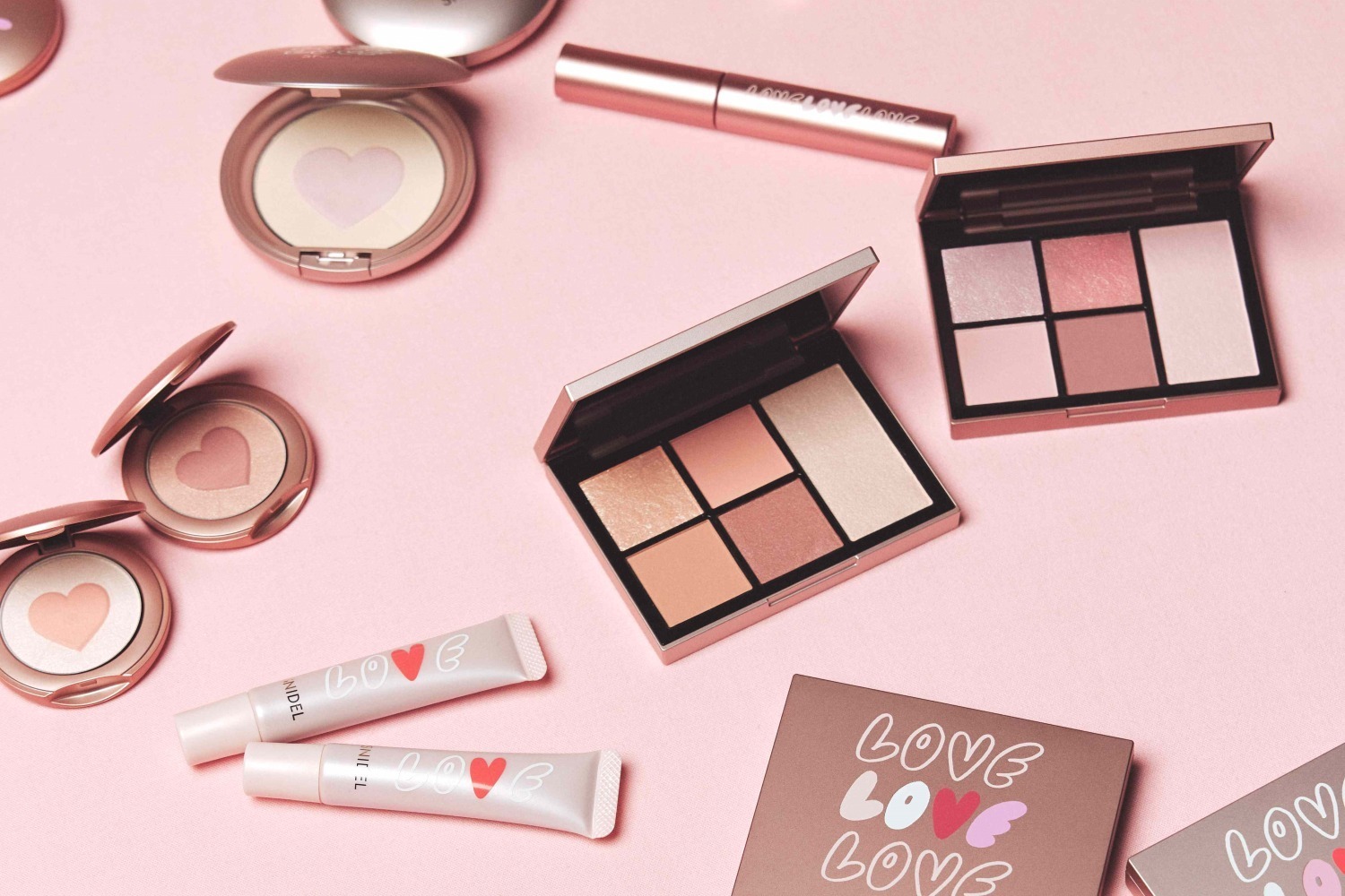 SNIDEL BEAUTYから「LOVEチャーム付き新作リップ」や「ハートが