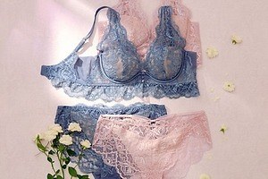 ピーチ・ジョン×ジルスチュアートのランジェリー、“レトロな薔薇”のレースブラ＆花柄ビスチェ