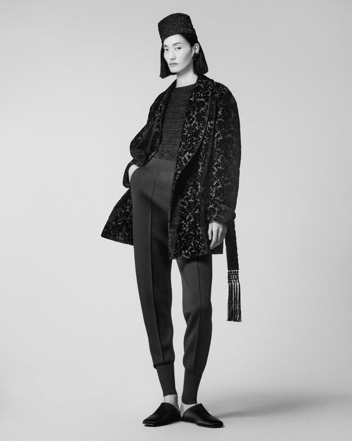 ロロ・ピアーナ 2025年春夏｜female ラップコート