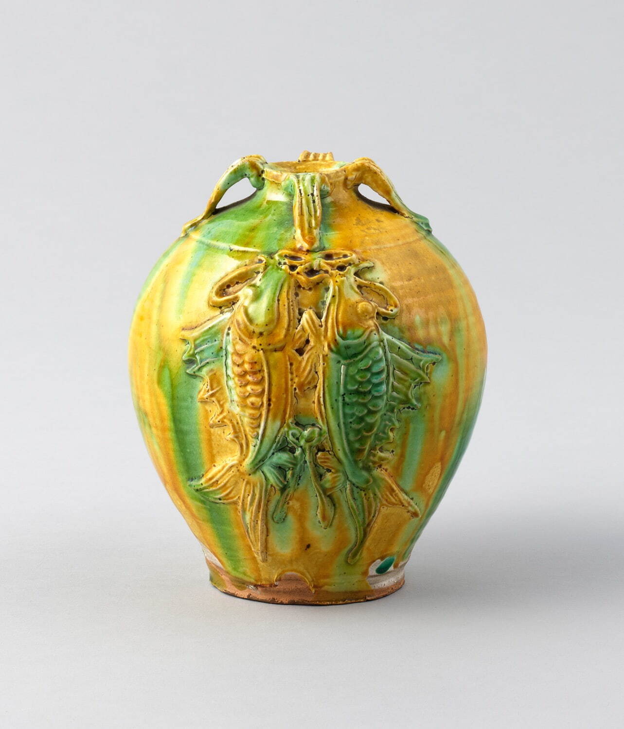 河井寬次郎 《三彩双魚文瓶子》 大正11年(1922年) 京都国立近代美術館蔵