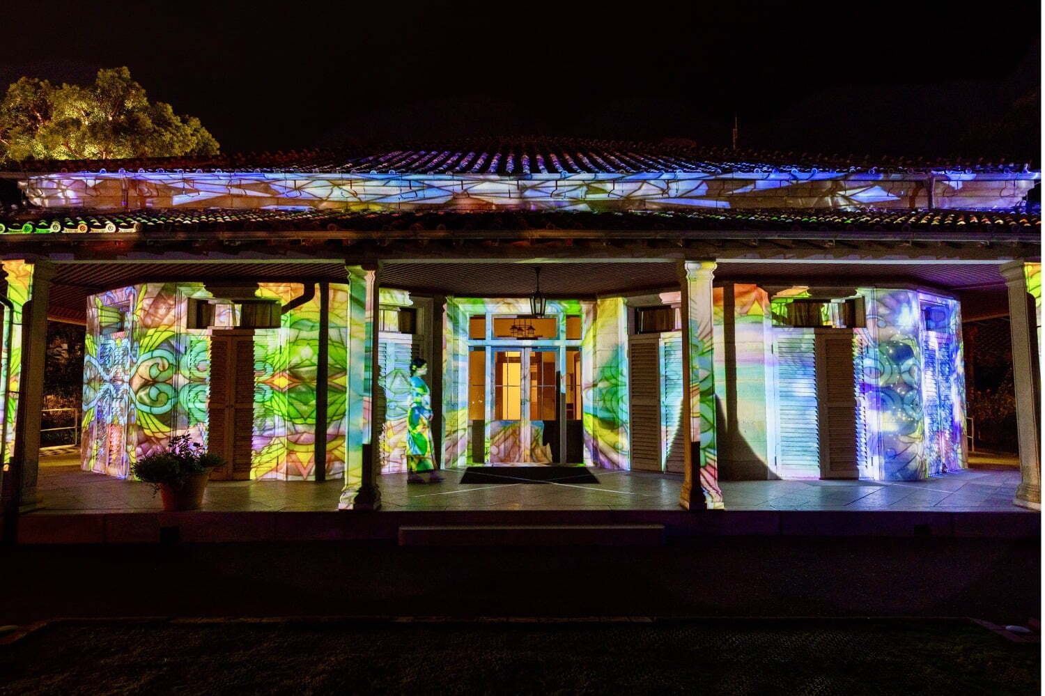 世界遺産｜長崎グラバー園の冬イルミネーション「明治夜宴」重要文化財や世界遺産を照らすライトアップ