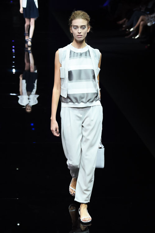 エンポリオ アルマーニ(EMPORIO ARMANI) 2015年春夏ウィメンズコレクション  - 写真24