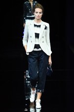 エンポリオ アルマーニ 2015年春夏コレクション - 魅惑のブルーで彩る、モダンなマリンルック｜写真4