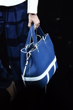 エンポリオ アルマーニ 2015年春夏コレクション - 魅惑のブルーで彩る、モダンなマリンルック｜写真19