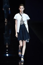 エンポリオ アルマーニ 2015年春夏コレクション - 魅惑のブルーで彩る、モダンなマリンルック｜写真25