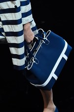 エンポリオ アルマーニ 2015年春夏コレクション - 魅惑のブルーで彩る、モダンなマリンルック｜写真33