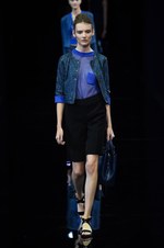 エンポリオ アルマーニ 2015年春夏コレクション - 魅惑のブルーで彩る、モダンなマリンルック｜写真44