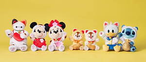 ディズニーストア25年お正月、“猫に扮する”ミッキーのぬいぐるみ