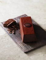 アマン東京25年バレンタイン＆ホワイトデー、和栗とラム酒のガナッシュ入り限定チョコボックス｜写真3