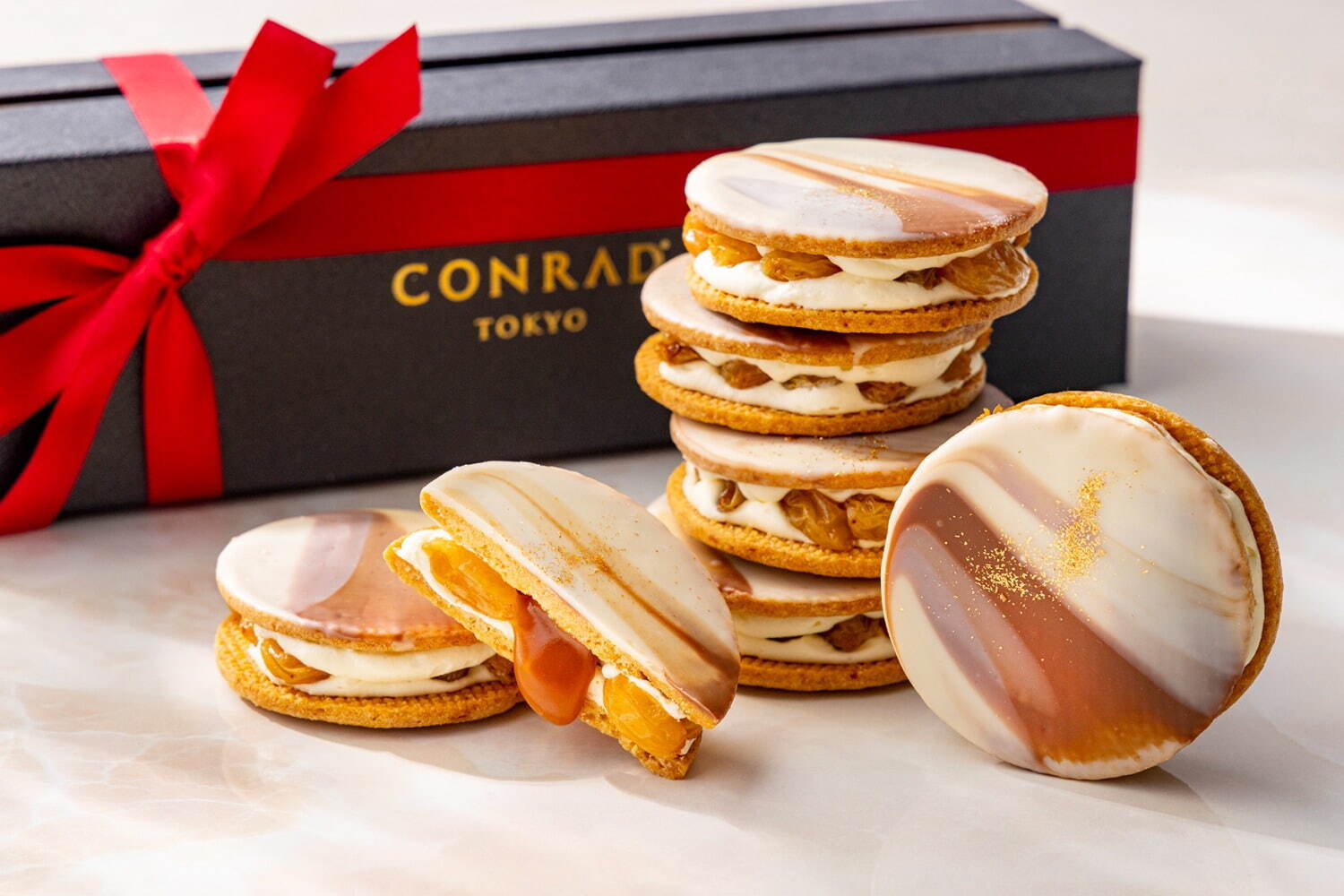 「コンラッド・レーズンサンド」6個入り 3,600円 ※3月1日(土)~3月31日(月)の販売。