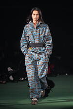 チルドレン・オブ・ザ・ディスコーダンス(Children of the discordance) 砂埃｜写真72