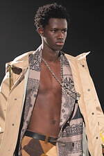 チルドレン・オブ・ザ・ディスコーダンス(Children of the discordance) 砂埃｜写真84