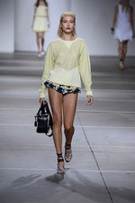 トップショップ ユニーク 2015年春夏コレクション - エネルギー溢れる若者たちのワードローブ｜写真24