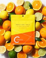 パーフェクトワンフォーカス“10種のビタミン配合”シートマスクが誕生、とろける薄膜シートで毛穴ケア｜写真2