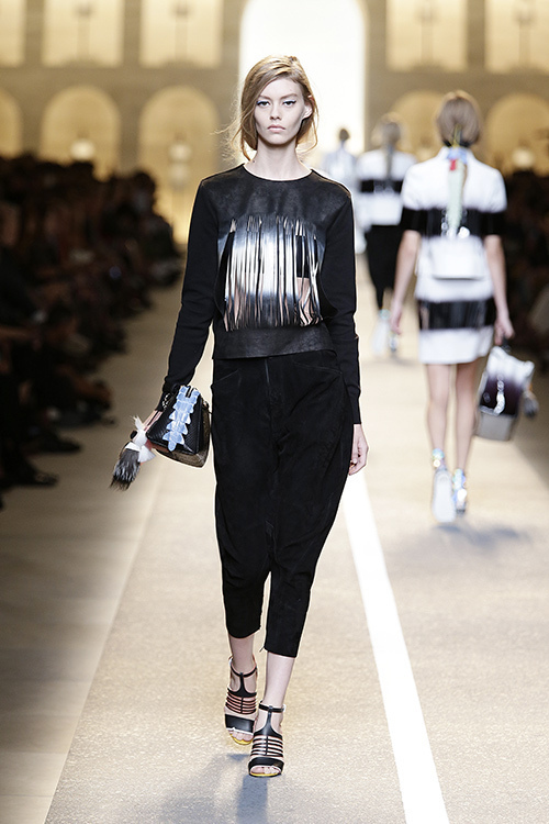 フェンディ(FENDI) 2015年春夏ウィメンズコレクション  - 写真21