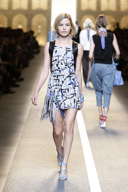 フェンディ(FENDI) 2015年春夏ウィメンズコレクション  - 写真24