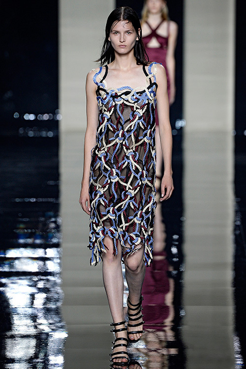 クリストファー ケイン(Christopher Kane) 2015年春夏ウィメンズコレクション  - 写真7