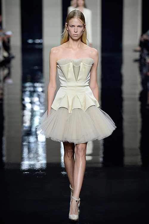 クリストファー ケイン(Christopher Kane) 2015年春夏ウィメンズコレクション  - 写真27