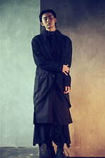 グラウンド ワイ 2025年春夏コレクション - 個性的な素材で楽しむ自由なファッション｜写真4