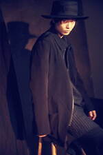 グラウンド ワイ 2025年春夏コレクション - 個性的な素材で楽しむ自由なファッション｜写真18