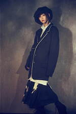 グラウンド ワイ 2025年春夏コレクション - 個性的な素材で楽しむ自由なファッション｜写真23