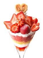 タカノフルーツパーラー“苺”が主役の限定スイーツ、キャラメル香るごろっと果肉パフェやショートケーキ｜写真3