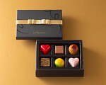 ジョエル・ロブション2025年バレンタイン、薔薇香るハート型ショコラ＆焼き菓子詰め合わせ｜写真3