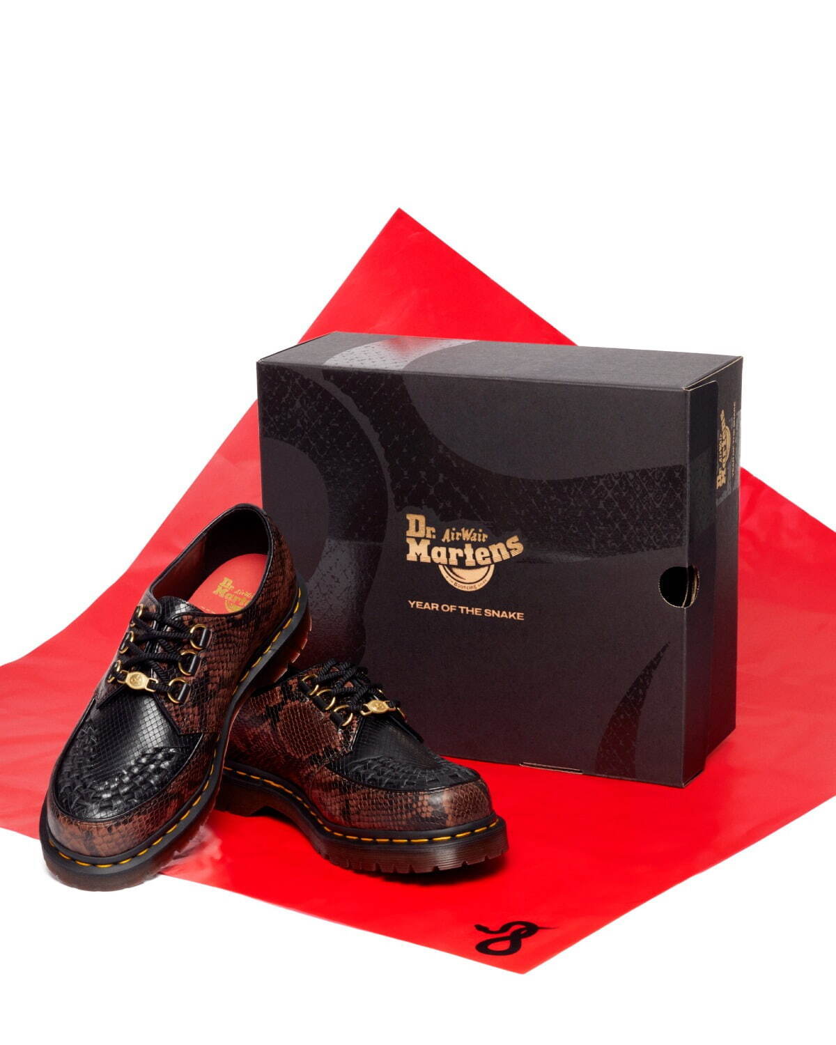 sale セール 正規取扱店 Dr.Martens (ドクターマーチン) 30616296 ADRIAN SNAFFLE エイドリアン スナッフル  ローファー パイソン柄 スエードレザーシューズ SAND/BLACK