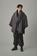 和ROBE 25年春ウェア、軽量のショート丈羽織コート＆たっぷり中綿の極暖アウター｜写真9