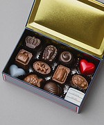 トム ブラウン チョコレート2025年バレンタイン、さくらんぼ香るハート型や犬モチーフショコラ｜写真6