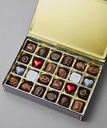 トム ブラウン チョコレート2025年バレンタイン、さくらんぼ香るハート型や犬モチーフショコラ｜写真1