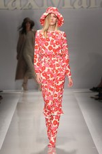 マックスマーラ 2015年春夏コレクション - 美の概念を変える個性的な女性の、斬新なフェミニティ｜写真9