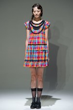 スナオクワハラ（sunaokuwahara)、2011年春夏コレクション｜写真11