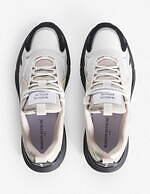 メゾン キツネ“フォックス”モチーフの25年春夏スニーカー、パステルグリーンやビタミンカラーの新色｜写真1