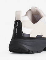 メゾン キツネ“フォックス”モチーフの25年春夏スニーカー、パステルグリーンやビタミンカラーの新色｜写真3